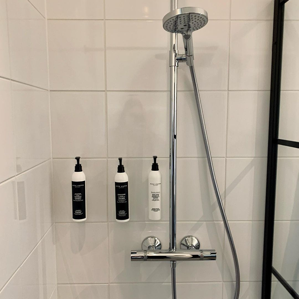 Modernt badrum efter renovering i Göteborg